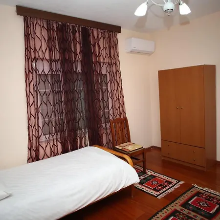 Guest house Villa Dionisi Korce