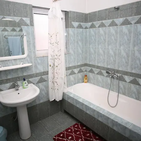 Villa Dionisi Guest house Korce